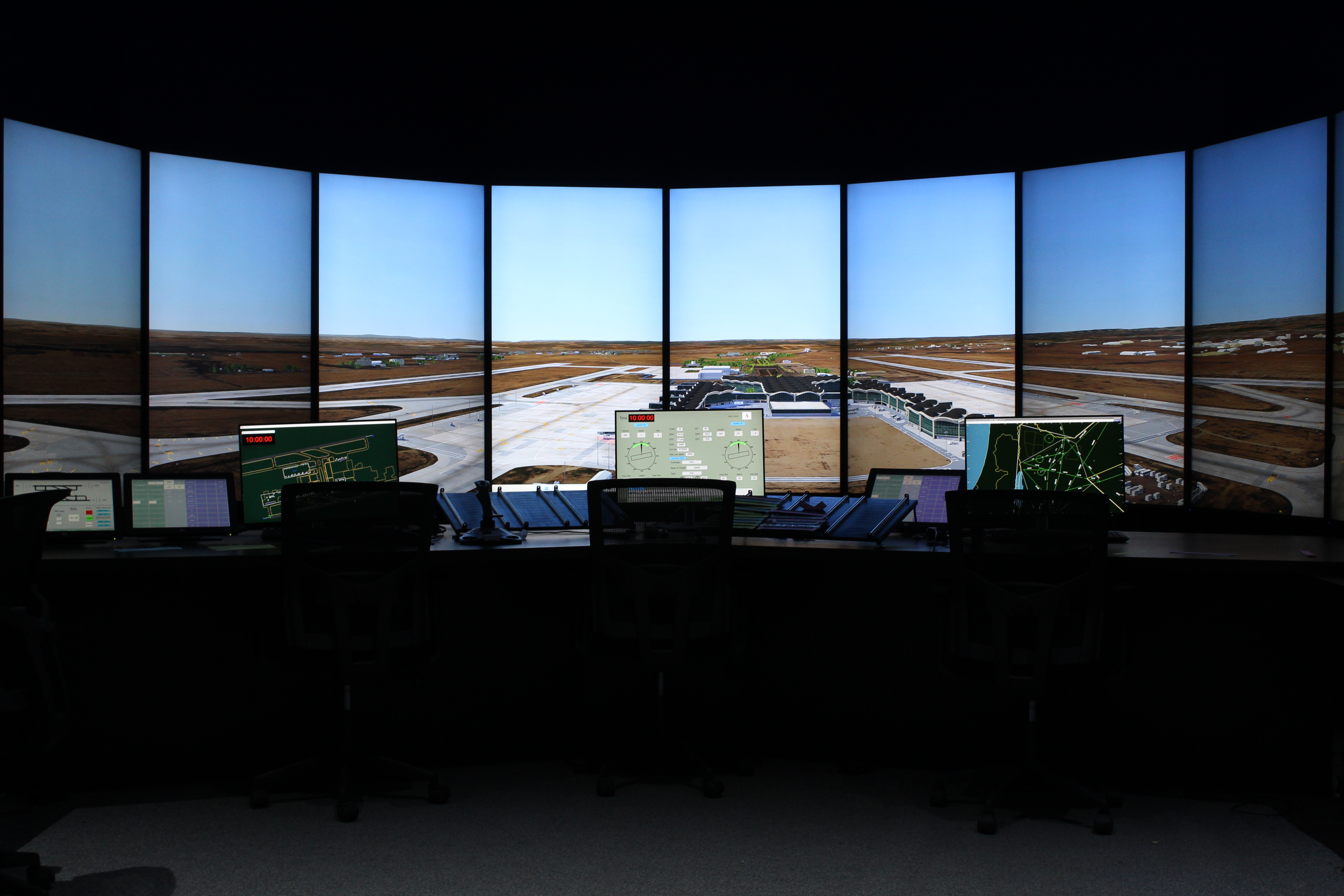 صورة عن الكلية